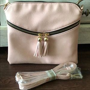 Really cute clutch used once